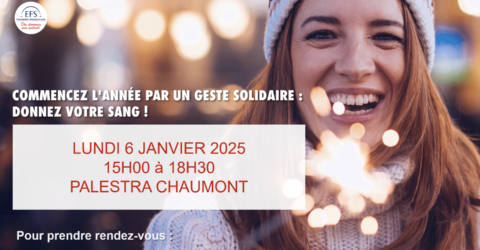 Une femme sourie, il y a les informations essentielles comme le lieu, la date et les horaires.